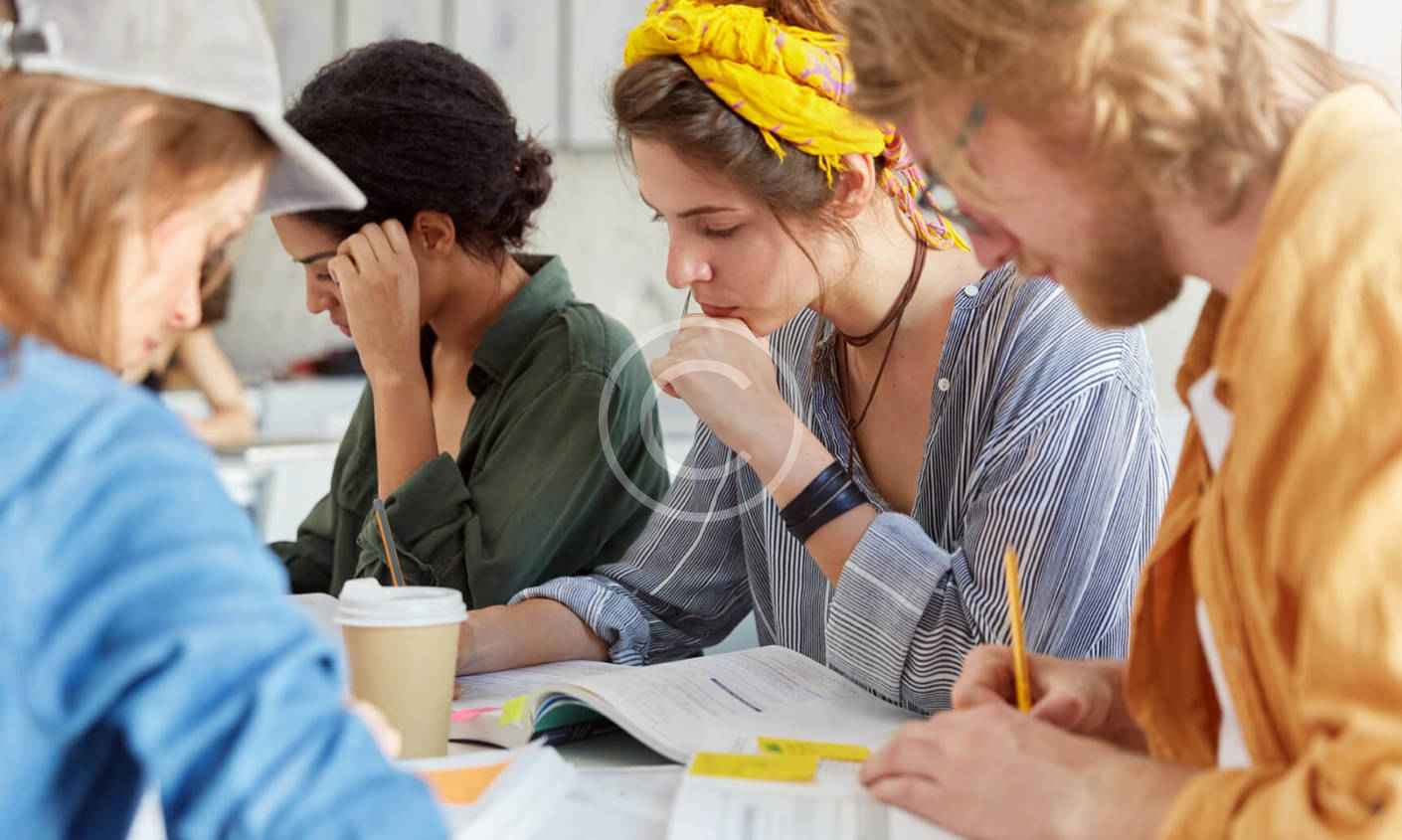 Reading Writing Listening and Speaking Thai for all level